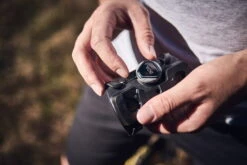 Fidlock TWIST Uni Aansluitset + Bike Base - Zwart -Fietsaccessoires Winkel 09622 fidlock TWIST uni connector outdoor 01